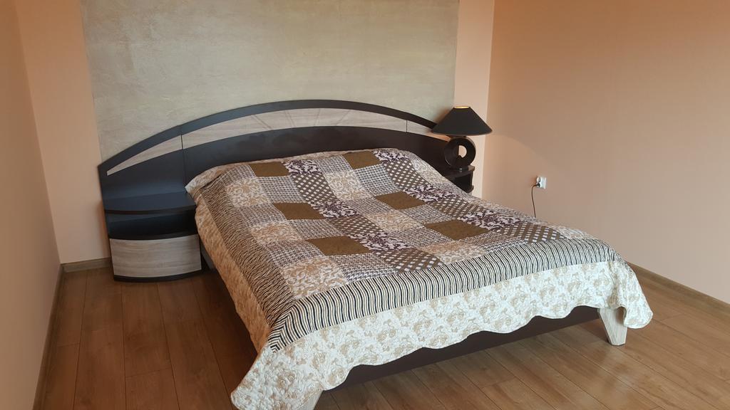 Pod Srebrna Roza Privatunterkunft